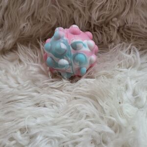 Arvbitana tactile sensory decompression toy NWOT